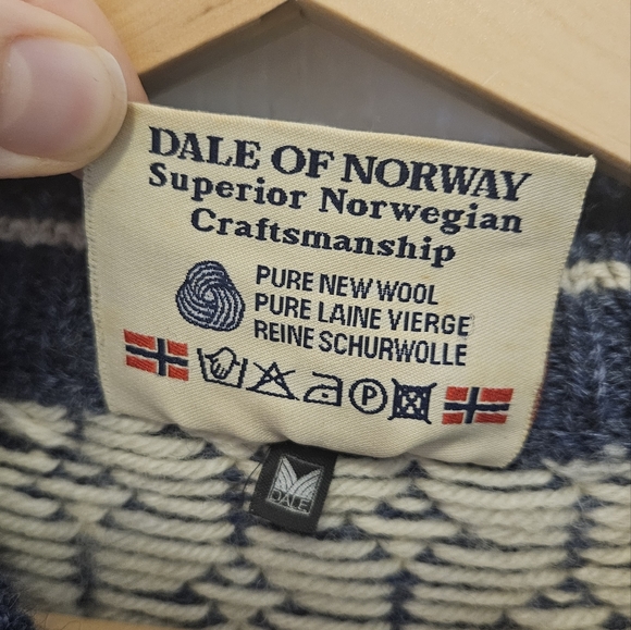 Vintage Dale of Norway Sweater Blue Wool Crew Men's Medium - Picture 3 of 11